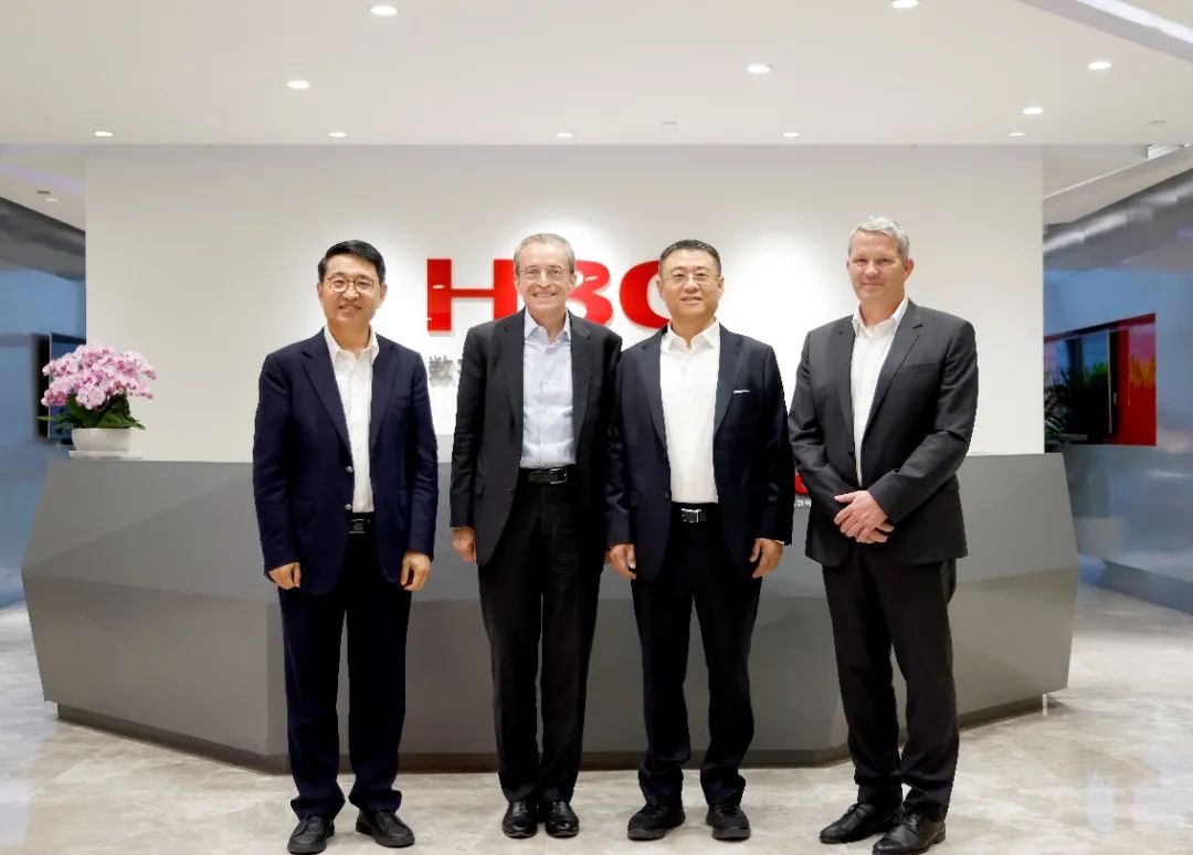 英特尔CEO基辛格一行到访世界杯下单集团旗下新华三 协力深耕数智新时代